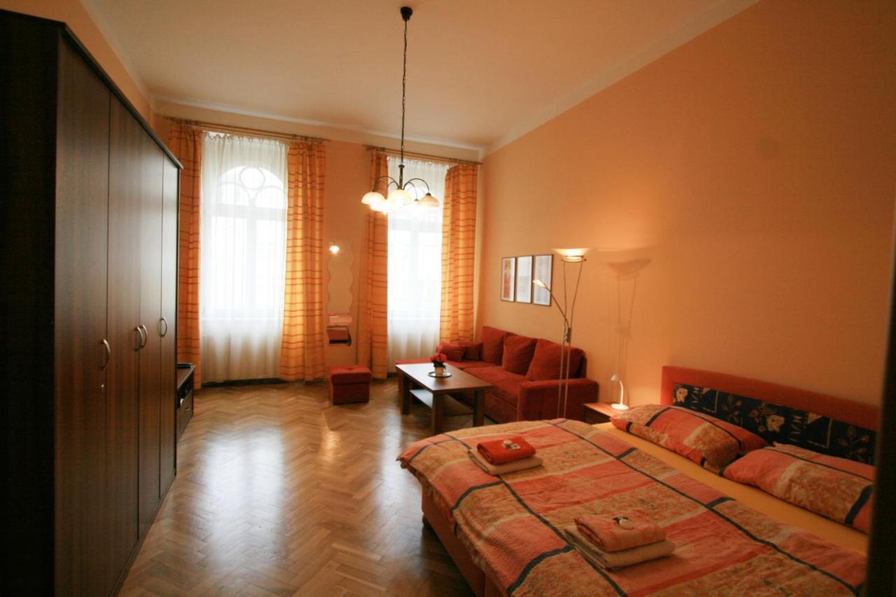 קרלובי וארי Apartment No. 19 Jaltska 3 מראה חיצוני תמונה