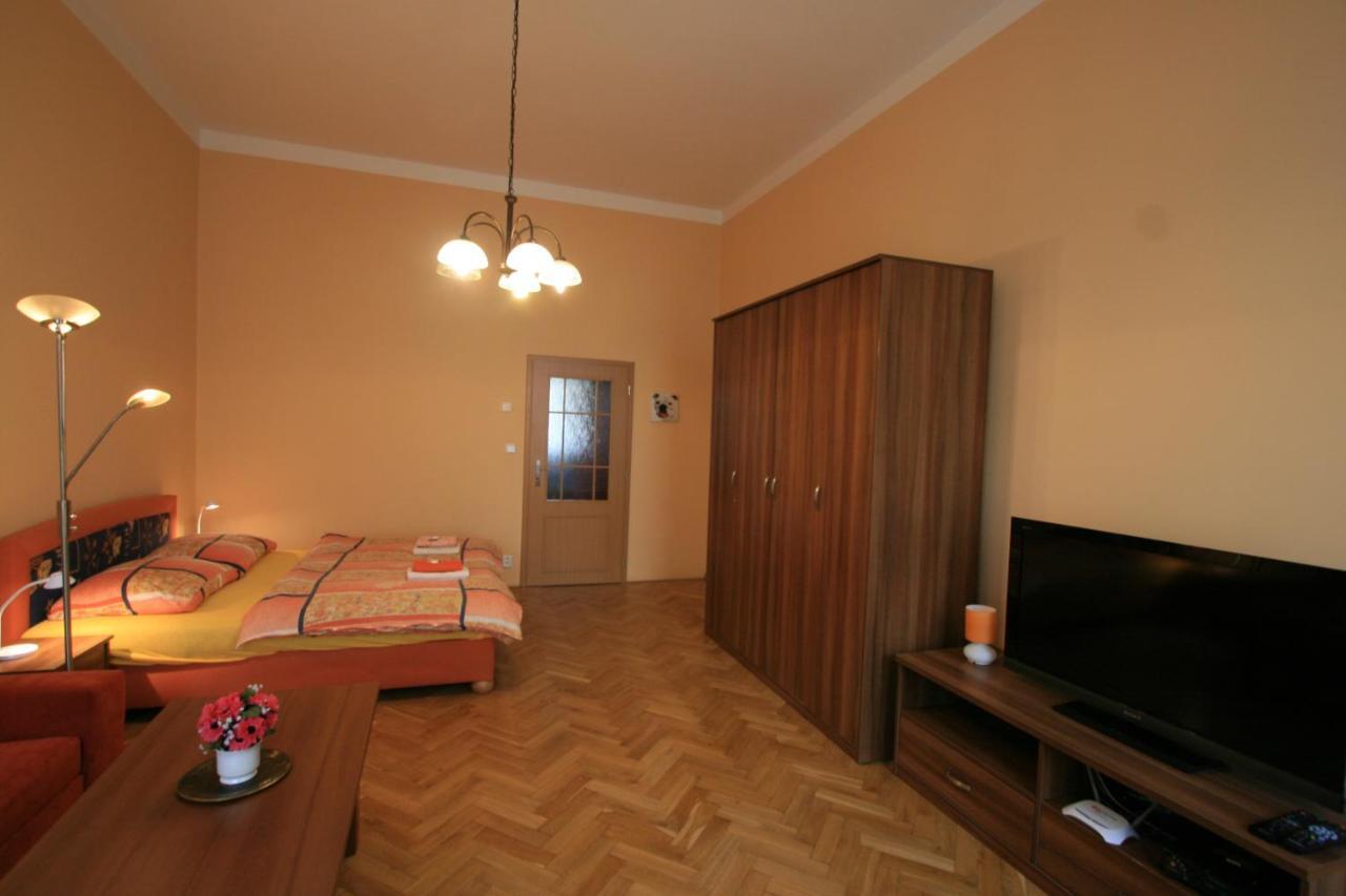 קרלובי וארי Apartment No. 19 Jaltska 3 מראה חיצוני תמונה
